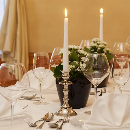 Отель Sailer 4*