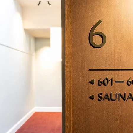 Sailer 4*