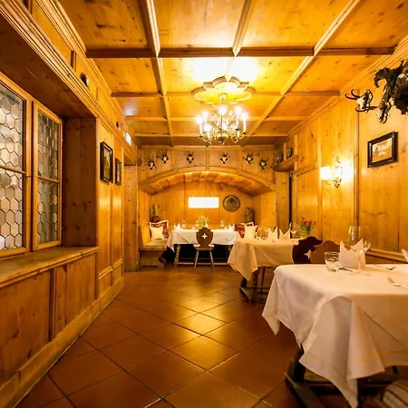Sailer Hotel
